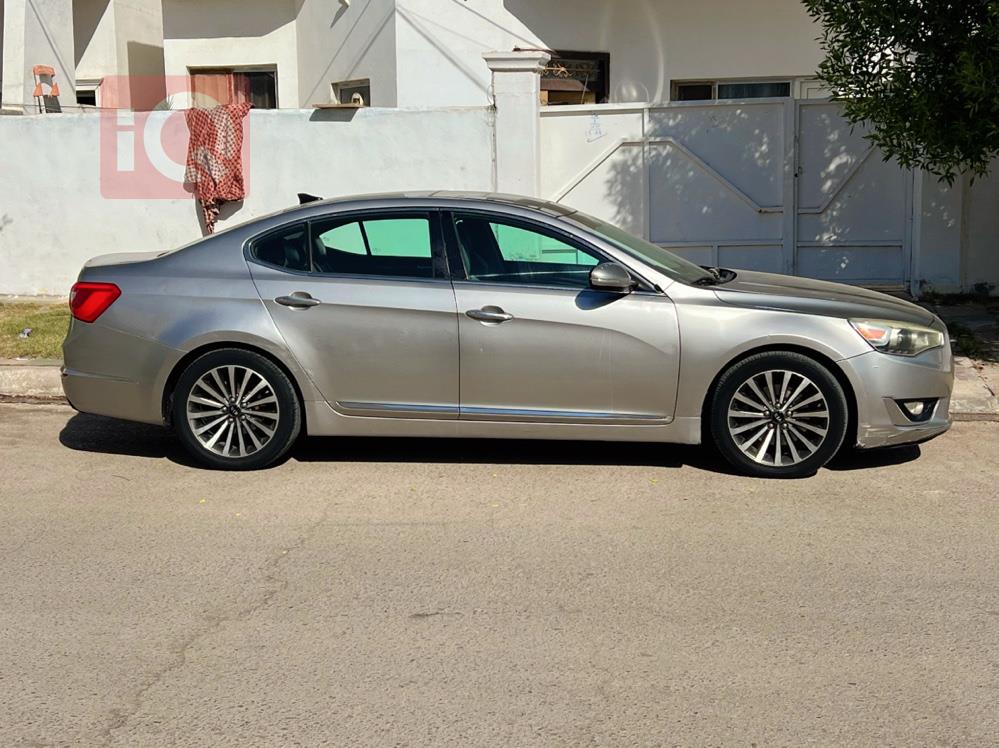 Kia Cadenza